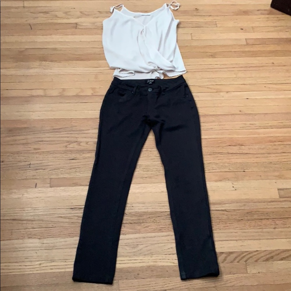Dark grey Labijou slacks.